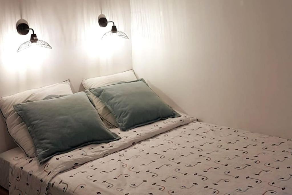 Studio Cosy, Quartier Canal Saint-Martin ปารีส ภายนอก รูปภาพ